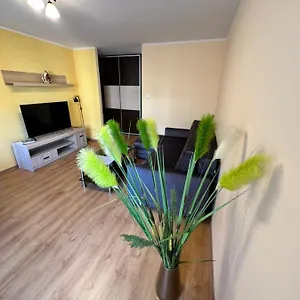 https://al-dom-apartamenty-apartament-marjonas.kolobrzeghotels.com