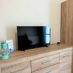 https://al-dom-apartamenty-dworcowa-9.kolobrzeghotels.com
